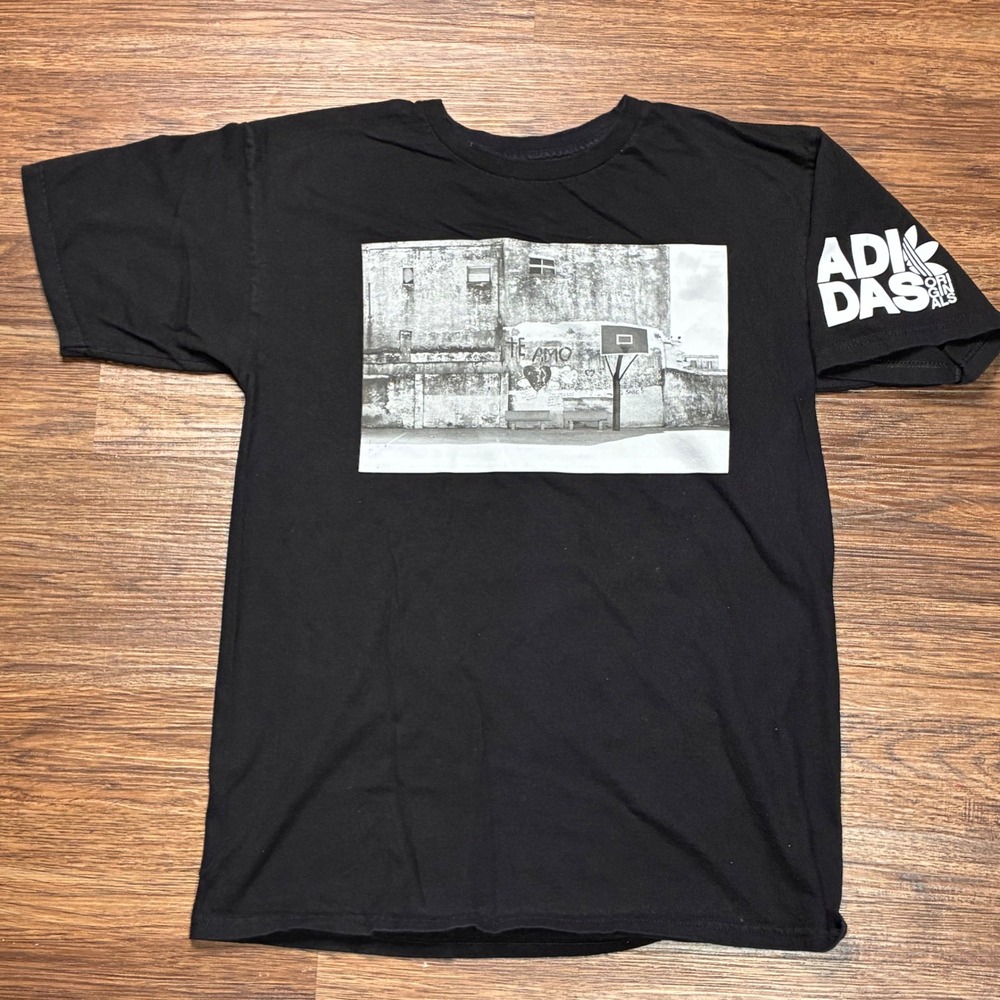 Adidas Originals Basketball Court Photo Graphic T-Shirt Men's M Black Tee